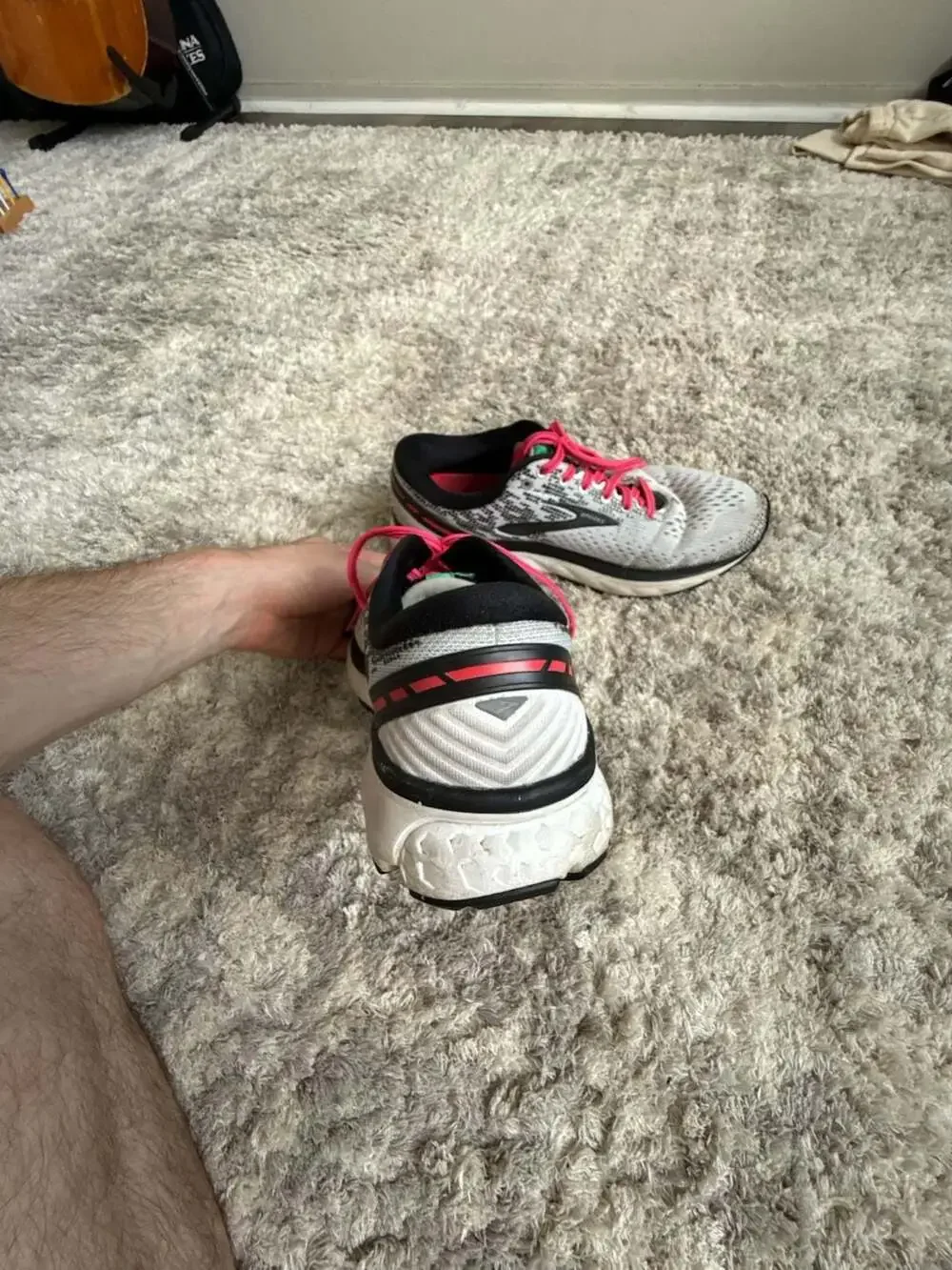 Brooks Ghost 11 Running Shoes White Black Pink Women's size 8